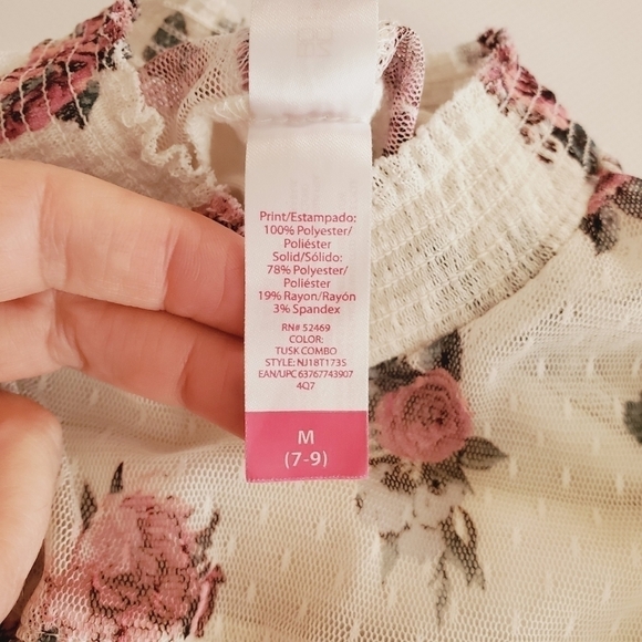 1298 * No Boundaries Floral Babydoll Blouse Cream Pink Size M (7/9) - Picture 4 of 8